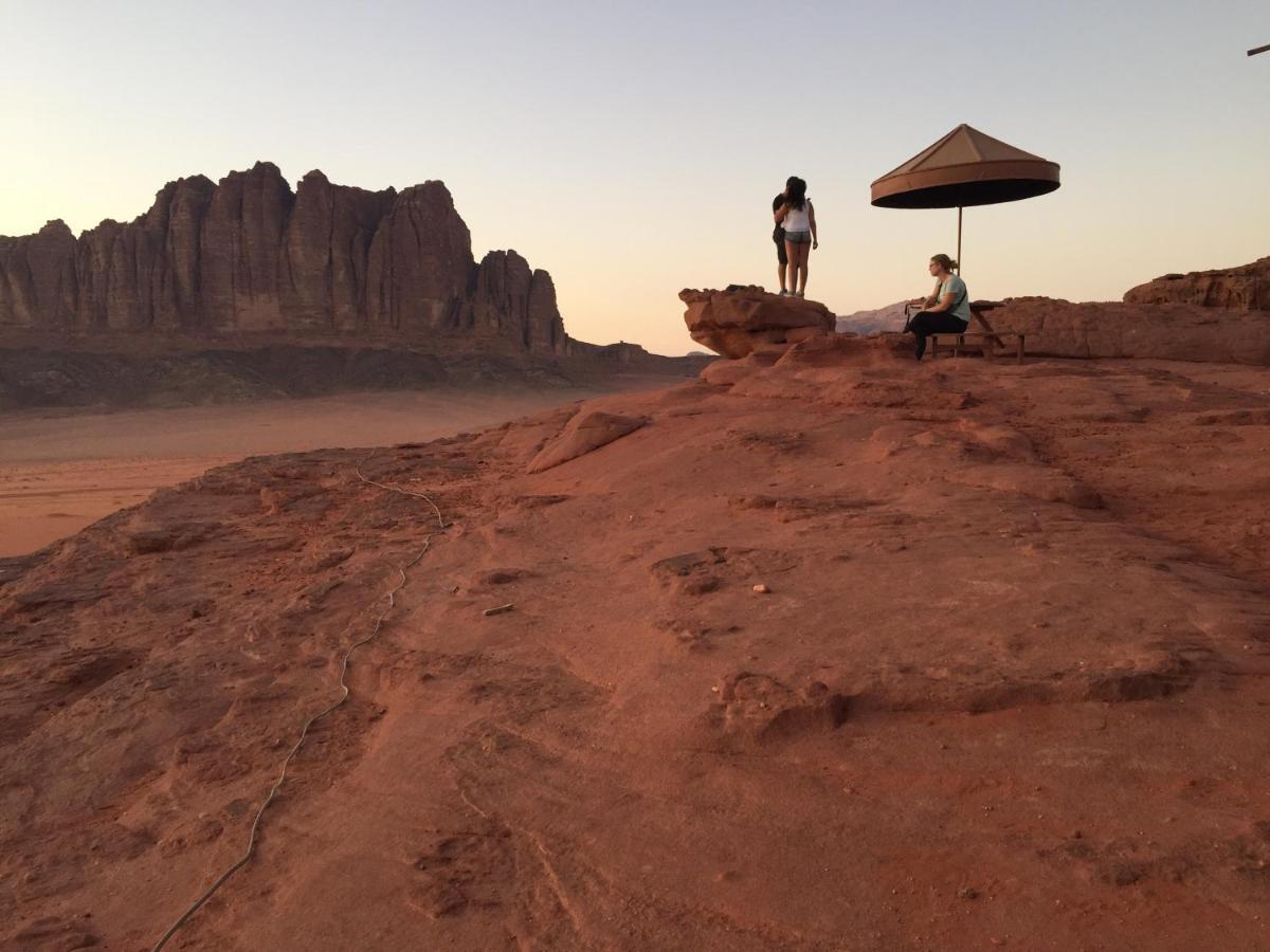 Отель Wadirum Sunset Camp Вади-Рам Экстерьер фото